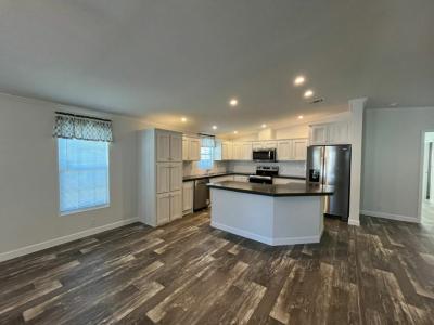 Photo 4 of 21 of home located at 328 Eland Drive #328 North Fort Myers, FL 33917