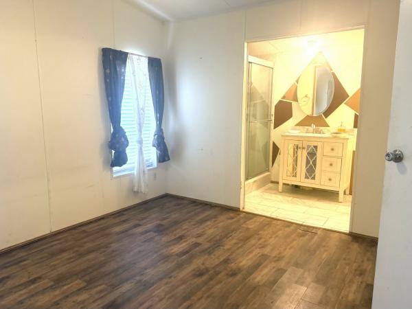 2002 Skyline Mobile Home