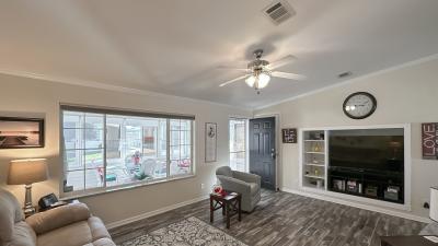 Photo 5 of 18 of home located at 217 Littler Ln Lady Lake, FL 32159
