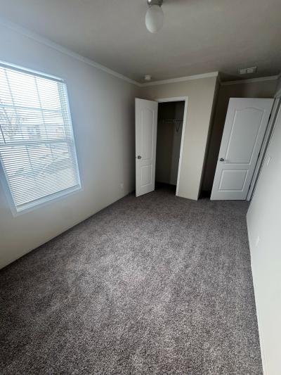 Photo 4 of 12 of home located at 17119 Wales Macomb, MI 48044