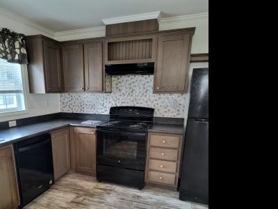 Photo 5 of 14 of home located at 9100 SW 27th Ave #D024 Ocala, FL 34476