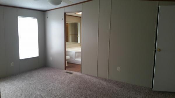 2002 CMH MANUFACTURING INC HOMEMAKER Mobile Home