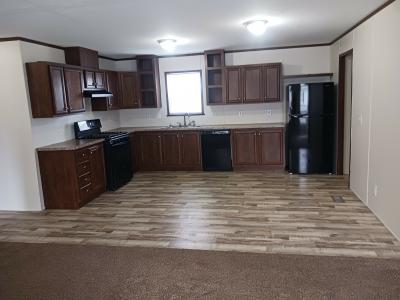 Mobile Home at 1992 Spruce Lane Ypsilanti, MI 48198