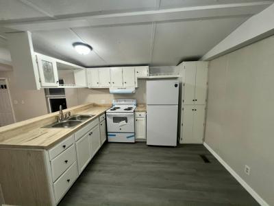 Photo 4 of 16 of home located at 71A Tower Manor Cir E Auburndale, FL 33823