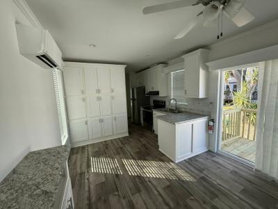 Photo 3 of 9 of home located at 7250 E. State Road 44, #61 Wildwood, FL 34785