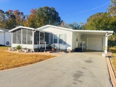 Photo 2 of 13 of home located at 1932 SE Buddy Ave Lot #491 Crystal River, FL 34429