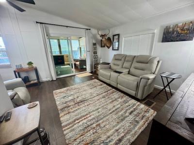 Photo 3 of 8 of home located at 2425 Harden Blvd #64 Lakeland, FL 33803