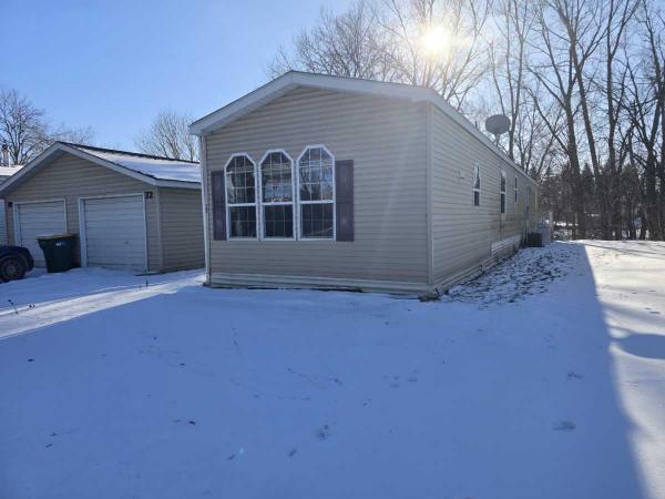 2002 Friendship Northern Classic Manufactured Home