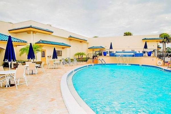 1988 Palm Harbor  Home