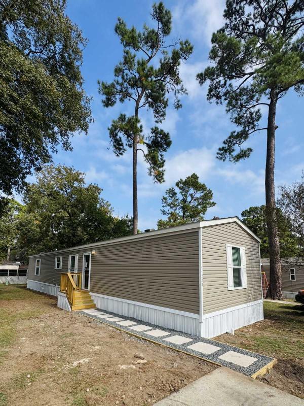 Photo 1 of 2 of home located at 11223 Hillridge Dr., #30 Conroe, TX 77385