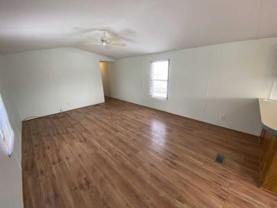 Photo 3 of 15 of home located at 4140 Bickel St, #487 Milford, MI 48381