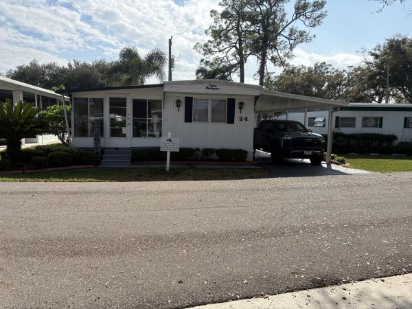 Photo 1 of 2 of home located at 24 Turtle Road Lake Placid, FL 33852