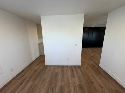Photo 4 of 11 of home located at 8401 N 67th Ave #37 Glendale, AZ 85302