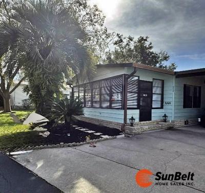 Photo 3 of 45 of home located at 6028 Torrey Pines Drive Ocala, FL 34472