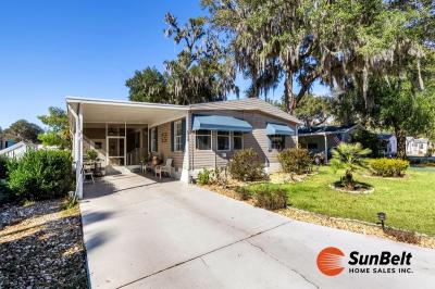 Photo 2 of 33 of home located at 1900 NW 46th Avenue Lot 296 Ocala, FL 34482