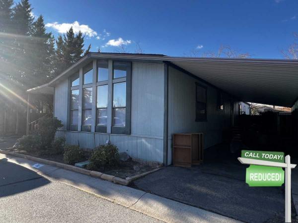 1983 KAUFMAN AND BROAD	 Mobile Home For Sale