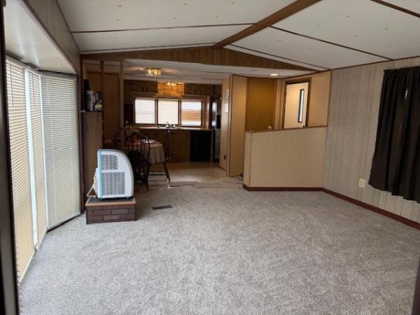 1985 Ridgewood Mobile Home