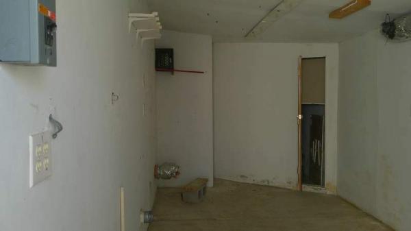 1987 Fleetwood Manufactured Home