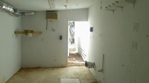 1987 Fleetwood Manufactured Home