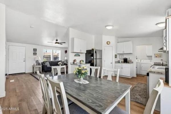 2003 Schult Manufactured Home