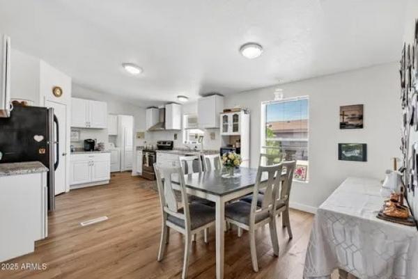 2003 Schult Manufactured Home