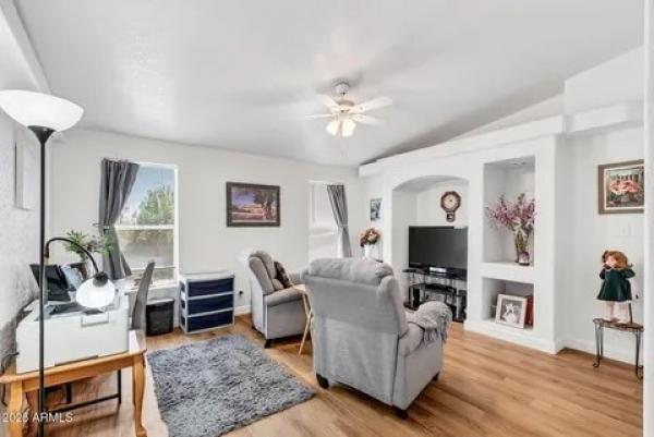 2003 Schult Manufactured Home