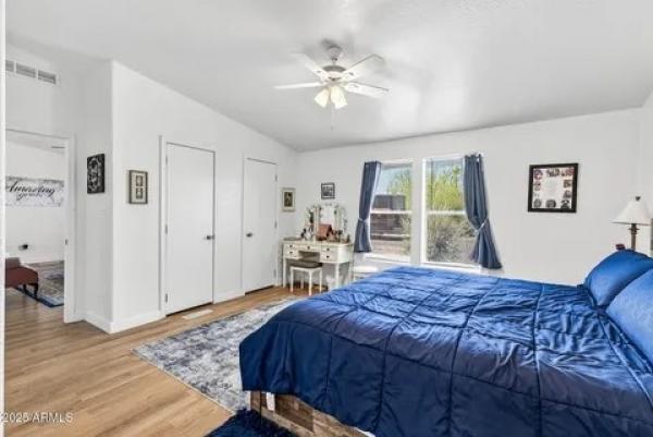 2003 Schult Manufactured Home