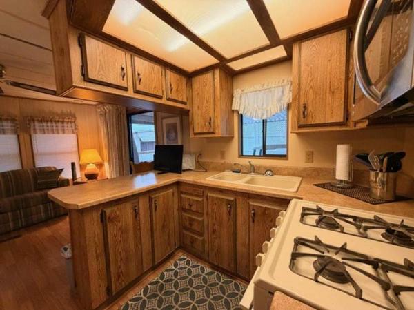 1985 Redman Manufactured Home