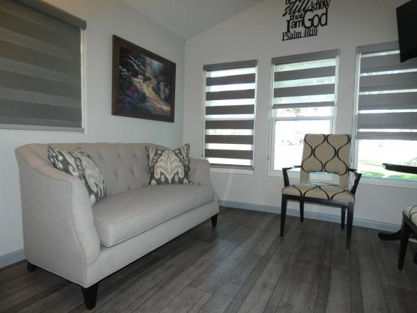 1999 CAVCO Mobile Home