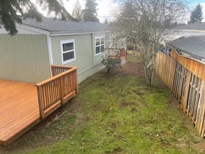 Photo 4 of 24 of home located at 14924 S Blue Vista Dr Oregon City, OR 97045