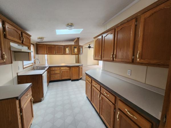 1999 Skyline UNK Mobile Home