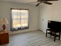 1990 Homes of Merit Forest Manor Manufactured Home