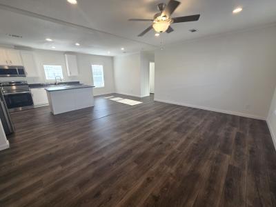 Photo 4 of 10 of home located at 468 Pineland Avenue Kyle, TX 78640