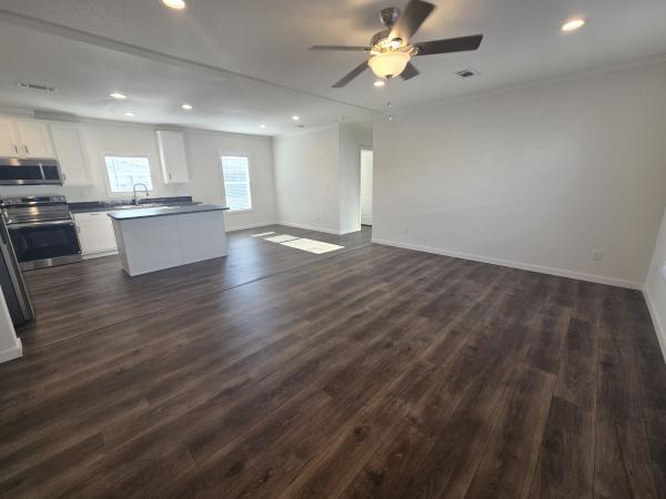 2025 Clayton 32LKS28523DH25 Mobile Home