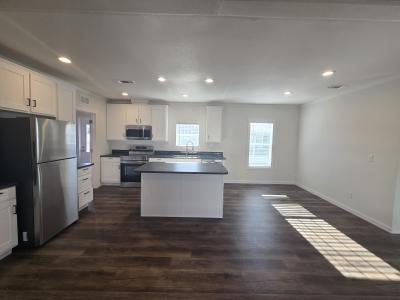 Photo 5 of 10 of home located at 468 Pineland Avenue Kyle, TX 78640