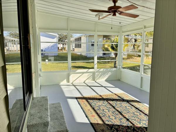 1985 Coro Manufactured Home