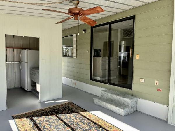 1985 Coro Manufactured Home