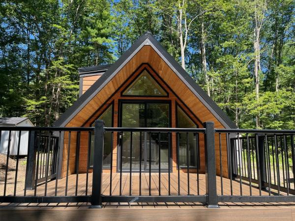 2025 Great Outdoor Cottages Mobile Home For Sale