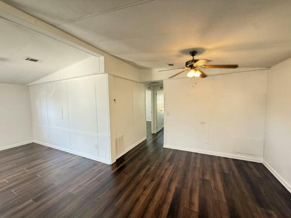 1986 BROO HS Manufactured Home