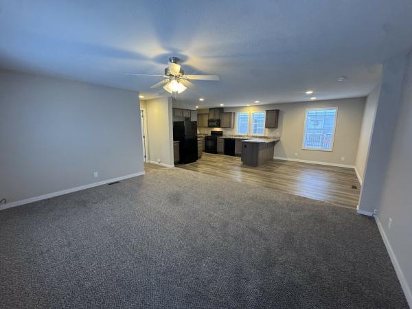 2022 Clayton 81RDH28523B Mobile Home