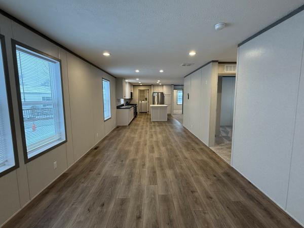 2026 Clayton 95PLH24563B Mobile Home