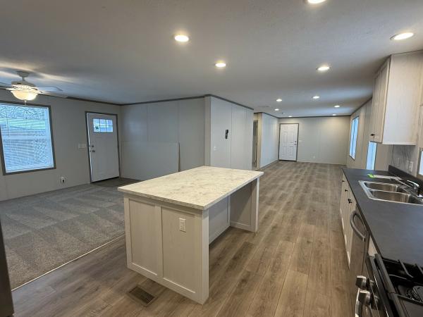 2026 Clayton 95PLH24563B Mobile Home