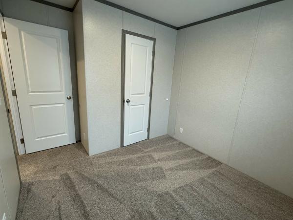 2026 Clayton 95PLH24563B Mobile Home