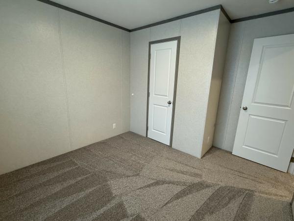 2026 Clayton 95PLH24563B Mobile Home