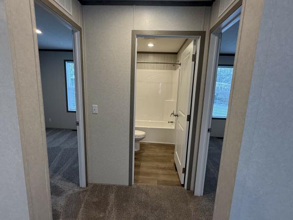 2026 Clayton 95PLH24563B Mobile Home