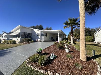 Photo 2 of 14 of home located at 1727 Poppy Circle Lakeland, FL 33803