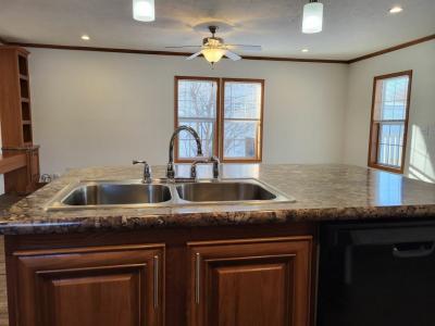 Photo 5 of 20 of home located at 1143 Lake Terrace Elgin, IL 60123