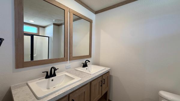 2022 Clayton Homes Inc Trinity Mobile Home