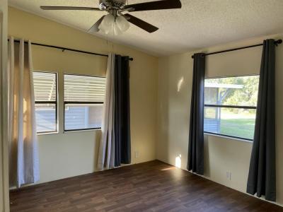 Photo 5 of 20 of home located at 716 N Edgewater Dr. Plant City, FL 33565