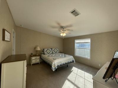 Photo 5 of 20 of home located at 36034 Cherry Avenue Grand Island, FL 32735